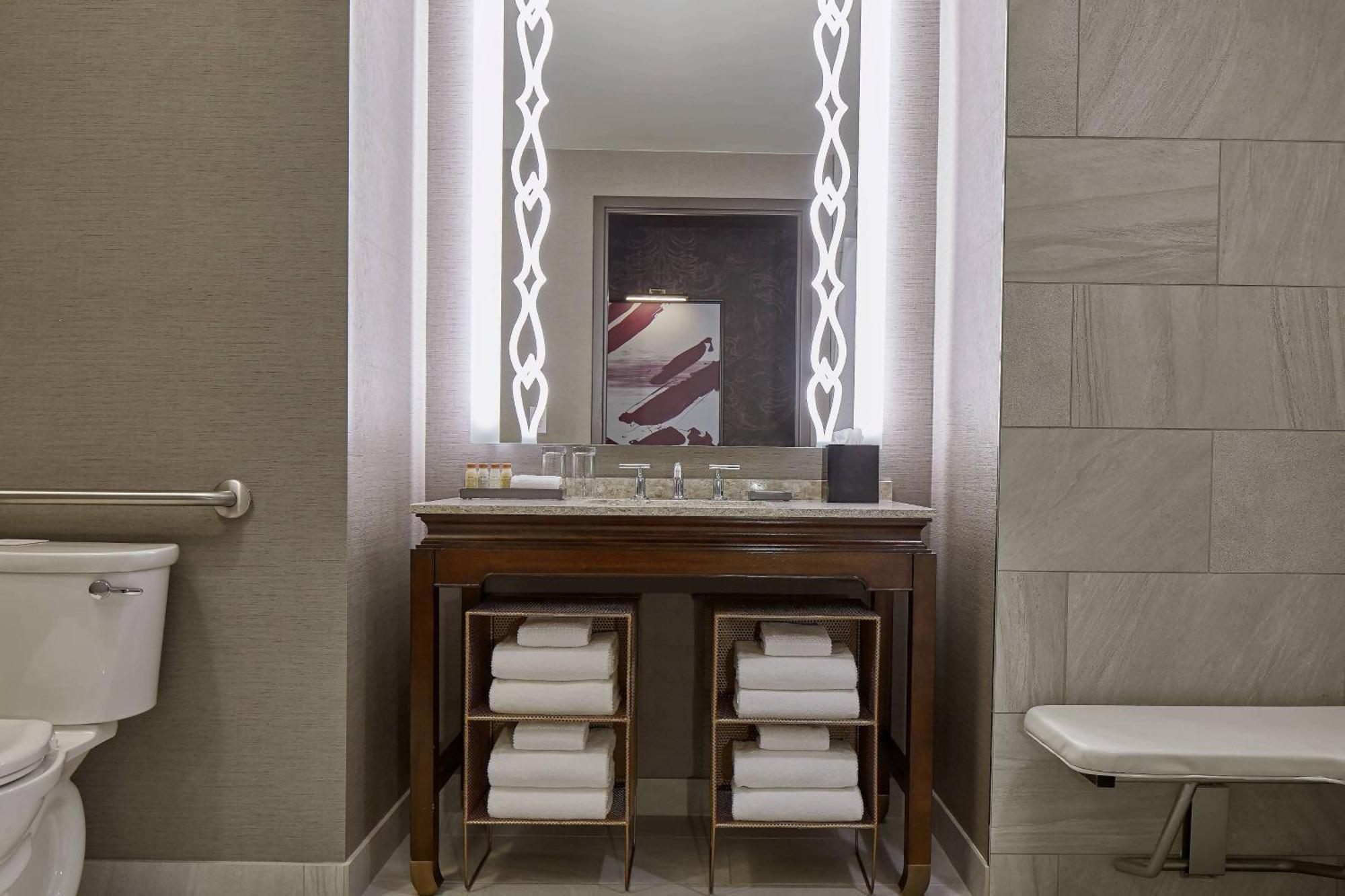 Renaissance Dallas At Plano Legacy West Hotel Ngoại thất bức ảnh