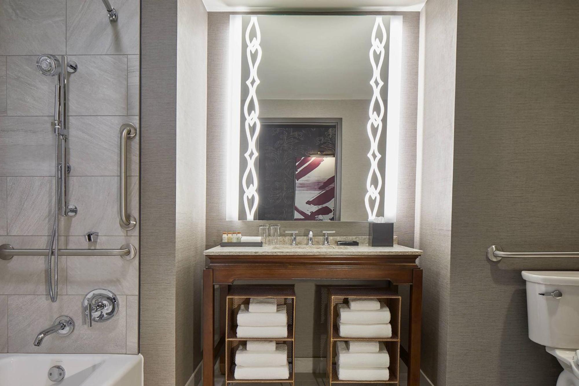 Renaissance Dallas At Plano Legacy West Hotel Ngoại thất bức ảnh